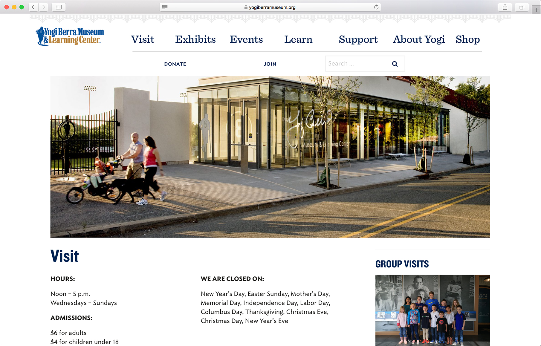 Desktop size of the Visit page showing an outdoor photo of the museum entrance.